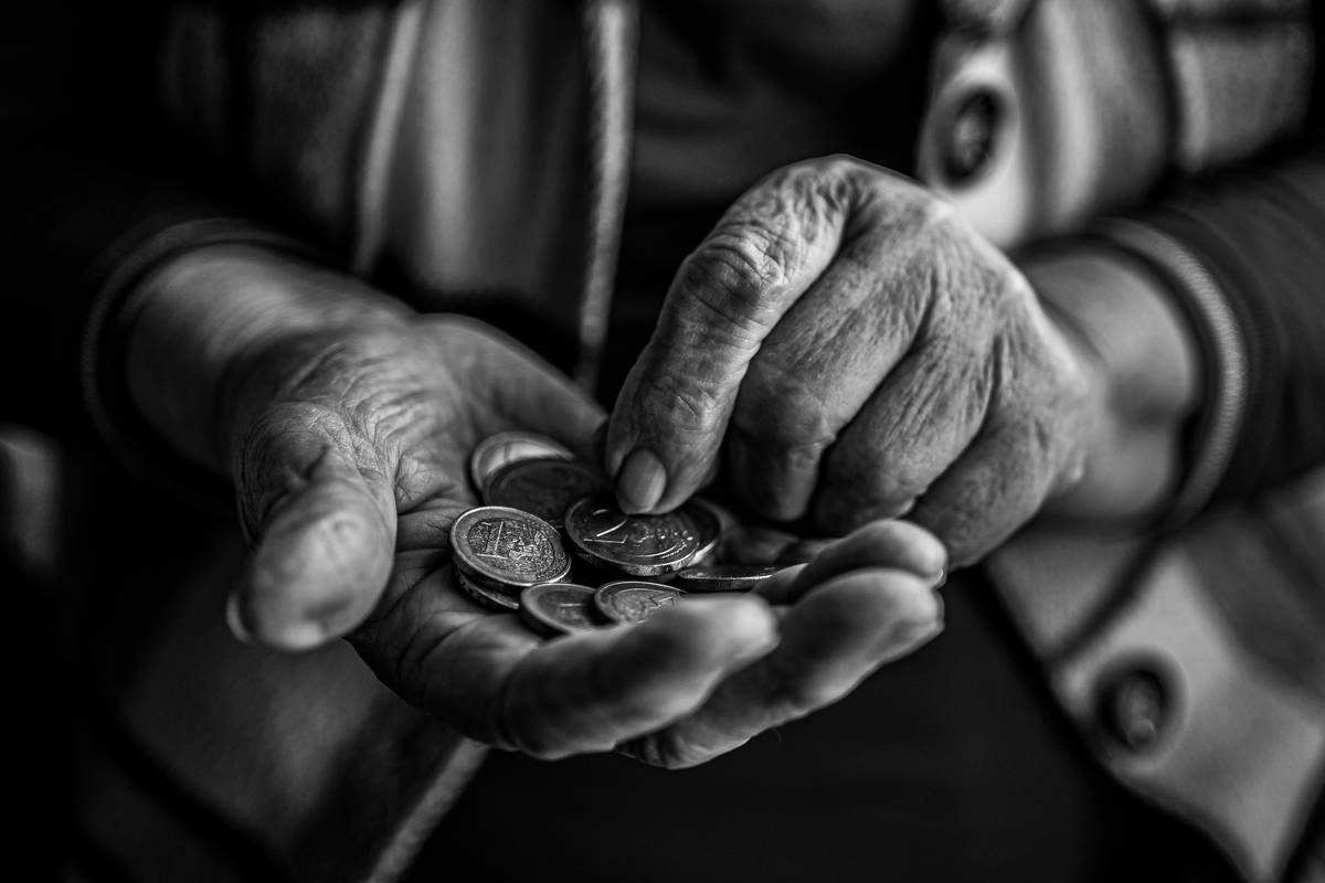Smart conscious spending habits cost comparison of behavioral tactics versus traditional budgeting tools