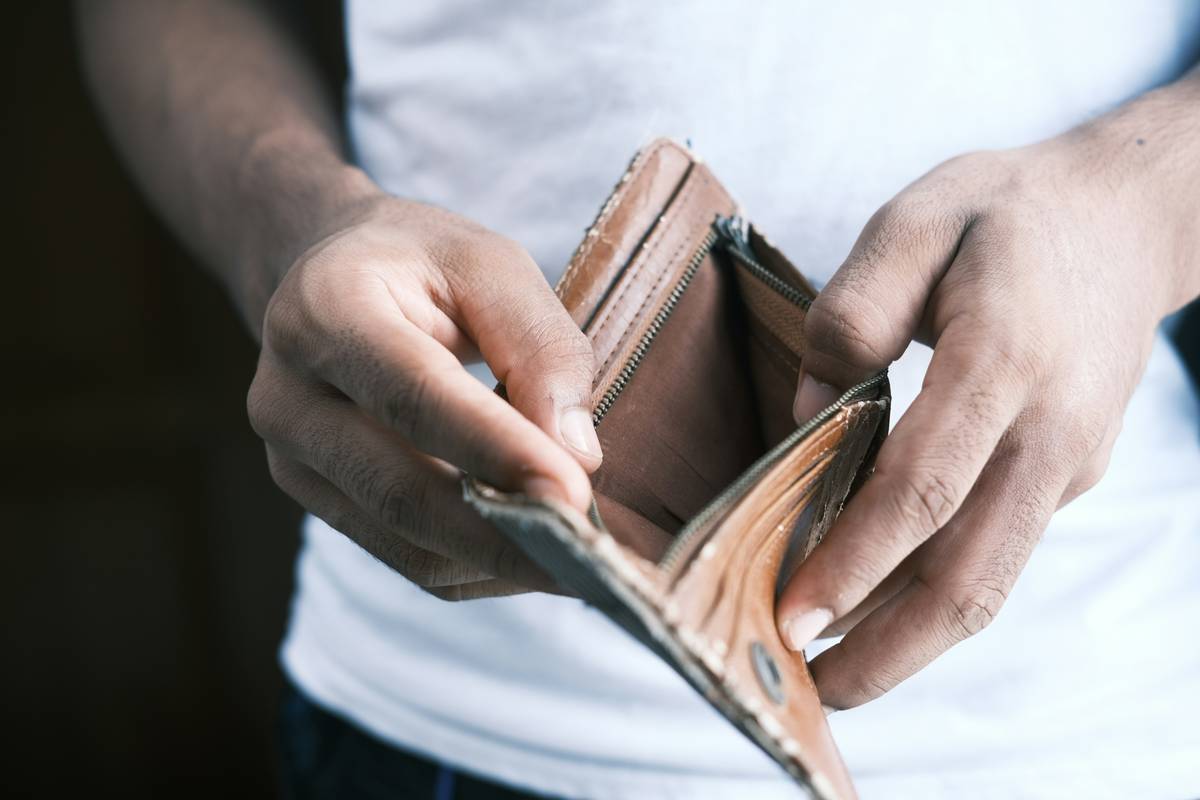 Smart Conscious Spending Habits Unplanned: Rewire Your Impulse Buys Before They Drain You