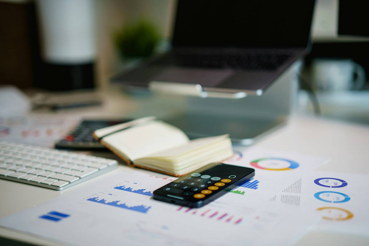 Good and Bad Spending Habits: 7 Proven Ways to Avoid Costly Mistakes